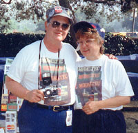 File:George and Linda Broad 2001.jpg
