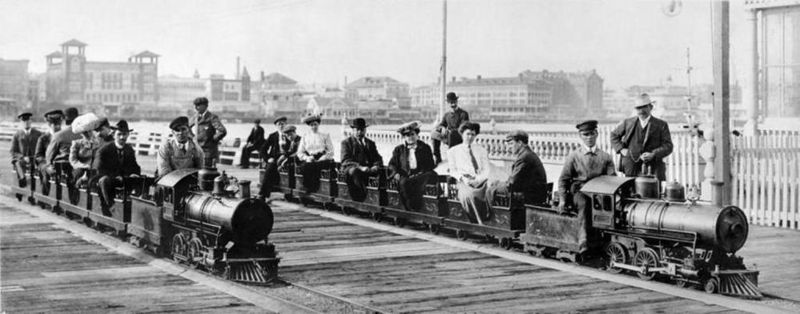 File:Coney island circa 1903.jpg